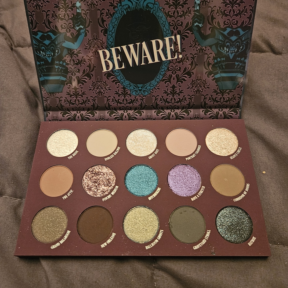 Colourpop Welcome Foolish Mortals Palette
